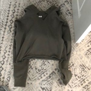 Short Olive green CrewNeck